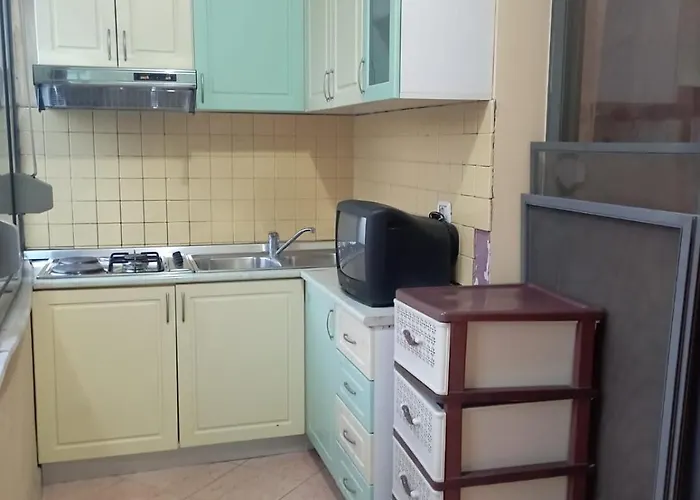 Apartment E&b Cosy 4 *